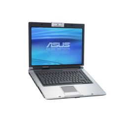 ASUSTeK Computer F5SR - Intel Core 2 Duo T5800 - 15 palců - 4GB RAM - 256GB SSD - GPU - Windows 10 Home