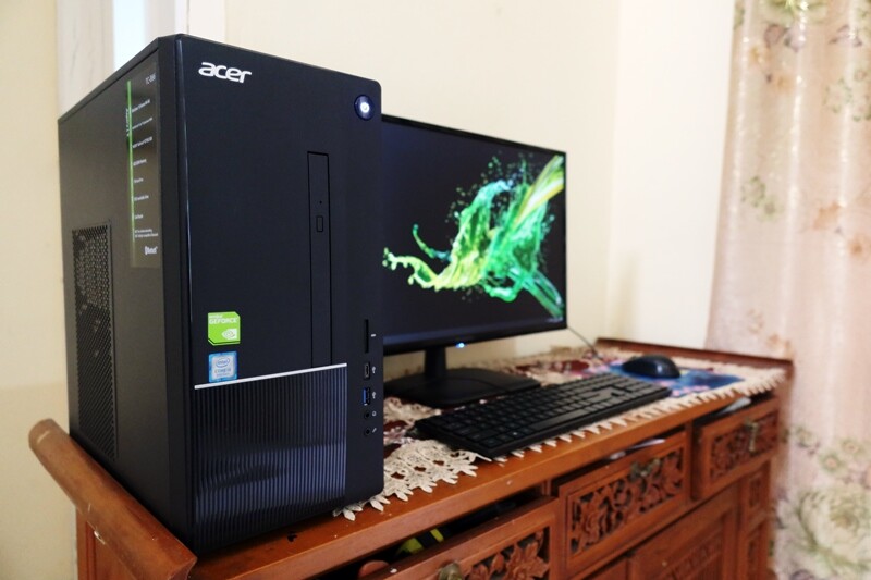 Koupit stolní počítač Acer